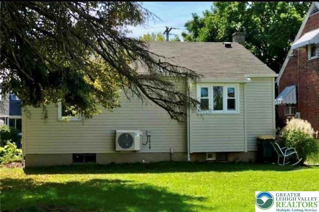 121 E Union St - Photo 6 of 6