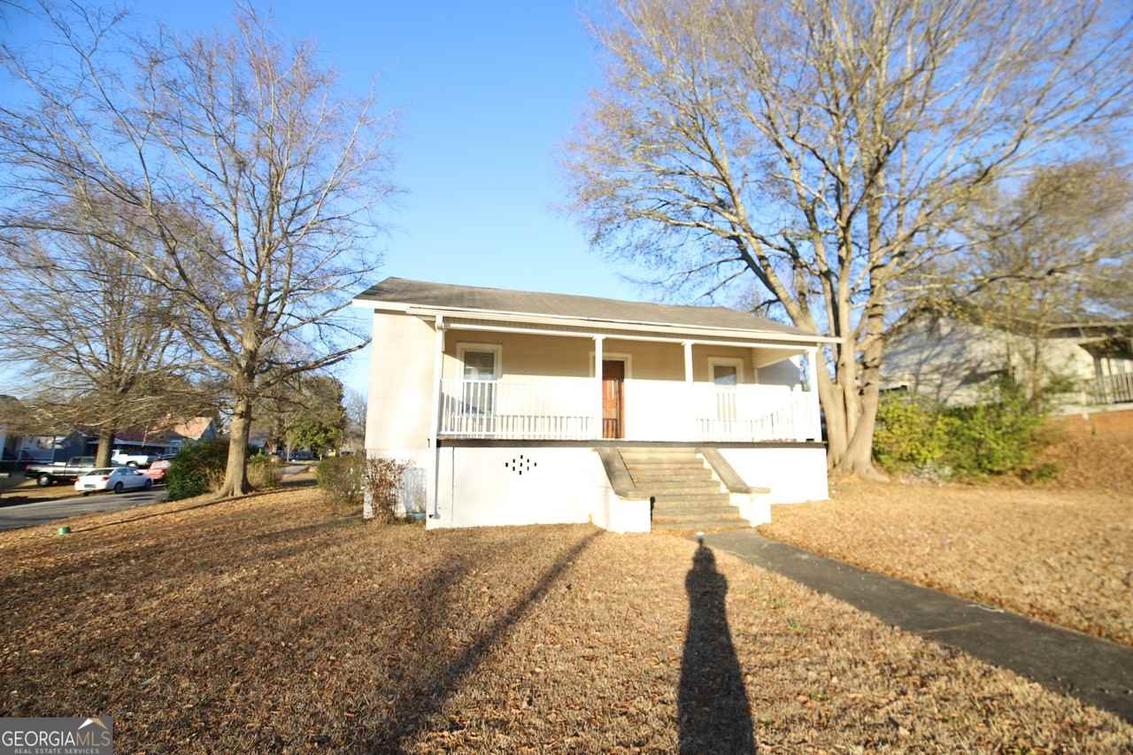 201 Jennings St - Photo 7 of 24