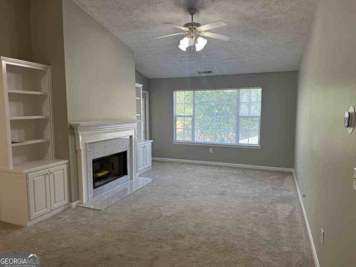 1001 Holly Dr #207 - Photo 3 of 15