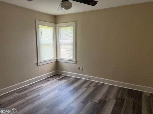 135 Fairview Ave - Photo 6 of 14