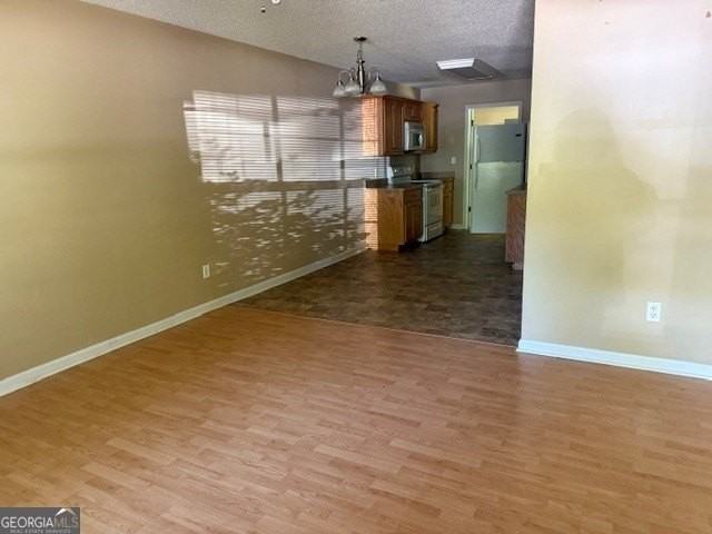 57 Crestwood Dr - Photo 2 of 16