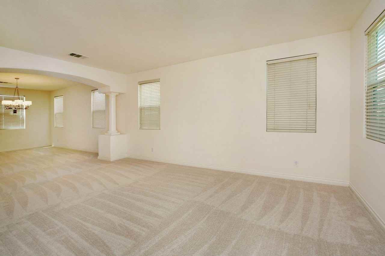 24318 Via La Casa - Photo 4 of 28