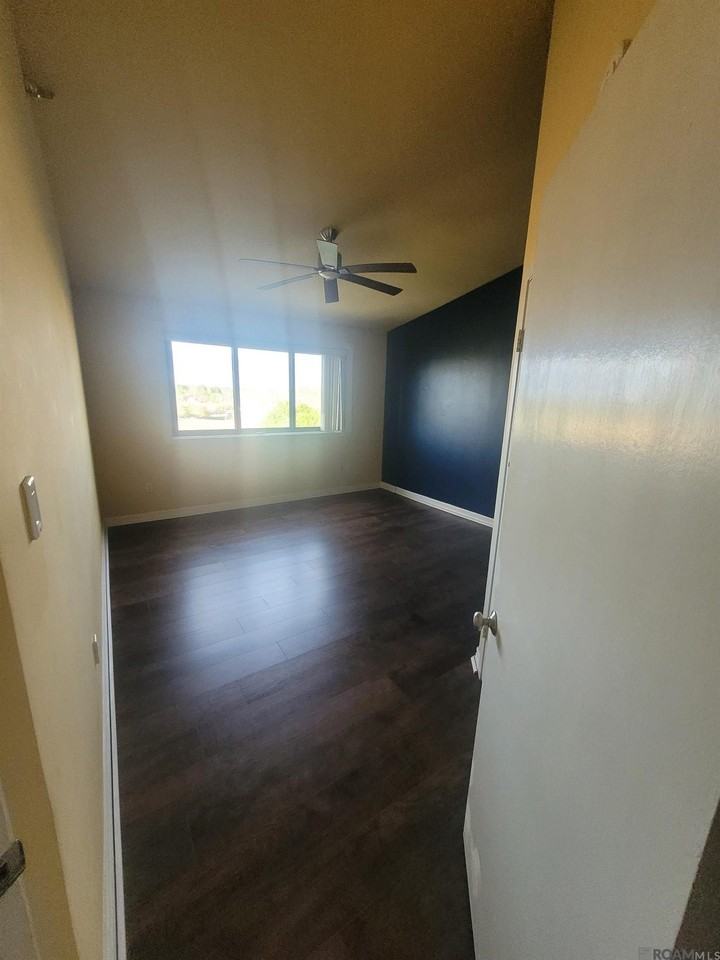 11550 Southfork Ave #706 - Photo 6 of 14