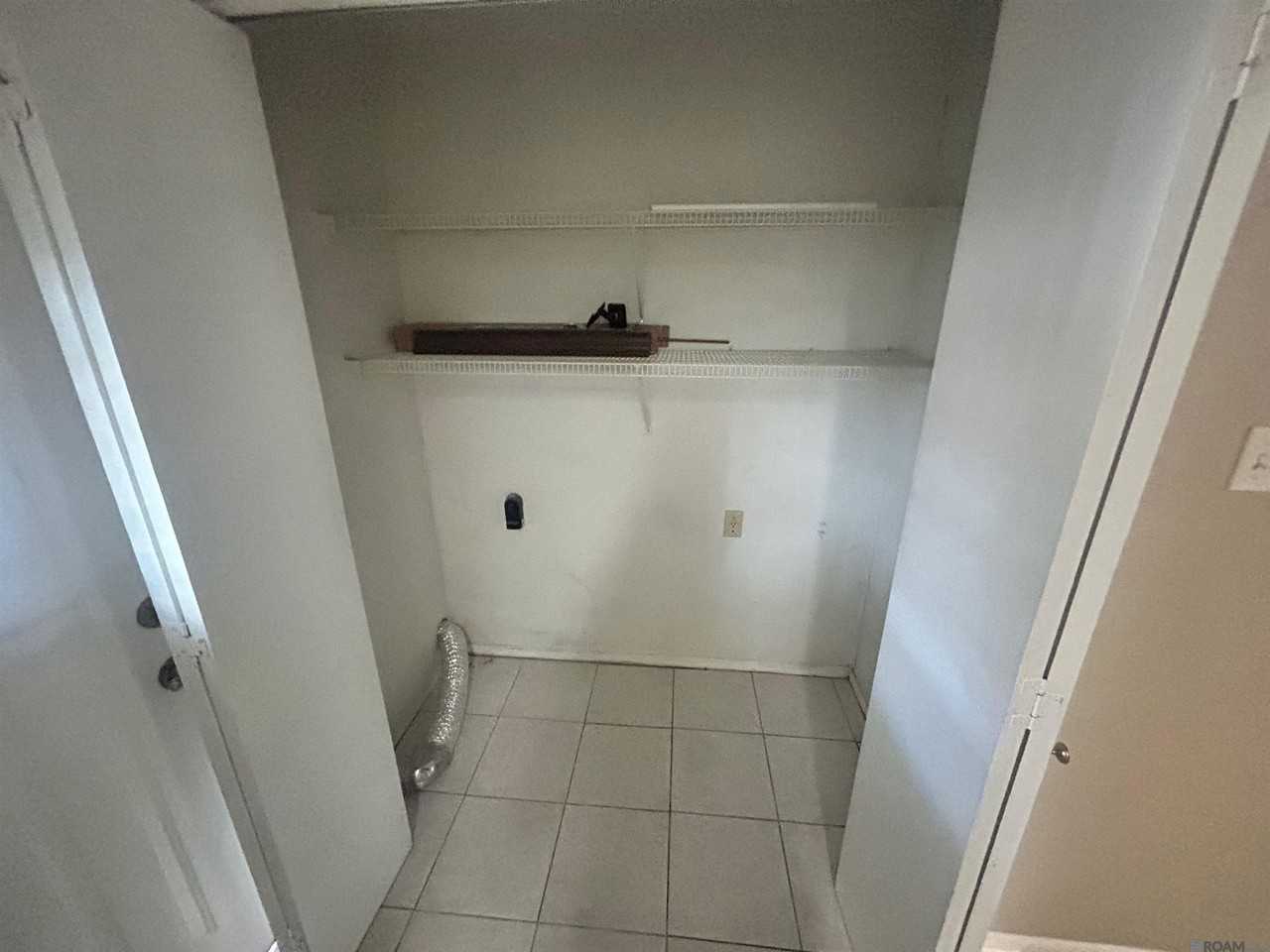 4448 Stumberg Ln - Photo 6 of 14