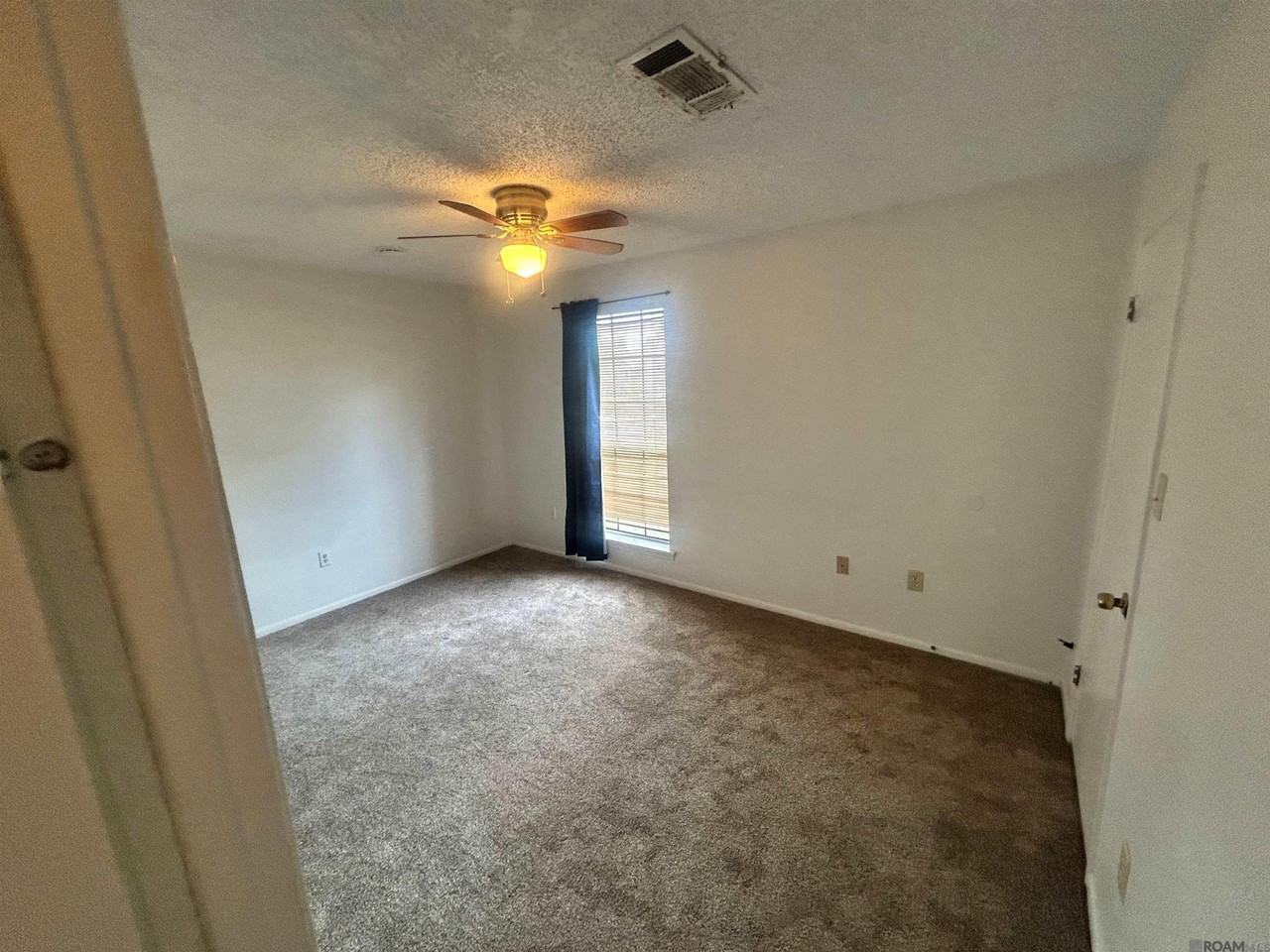 4448 Stumberg Ln - Photo 5 of 14