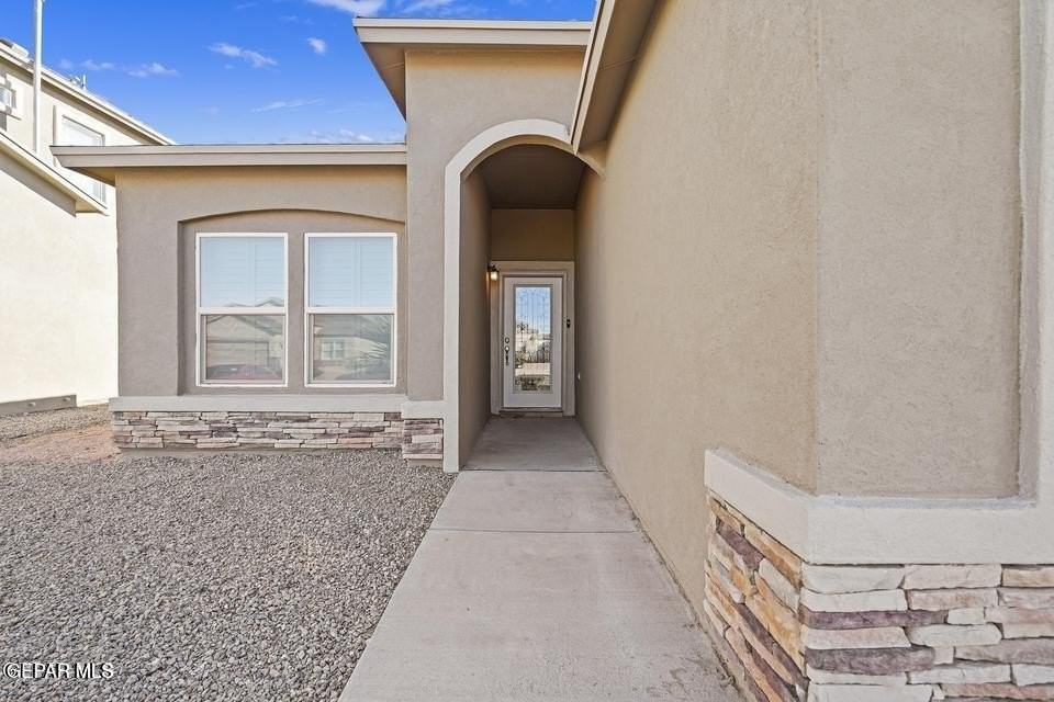 1188 Indigo Sky St - Photo 4 of 30