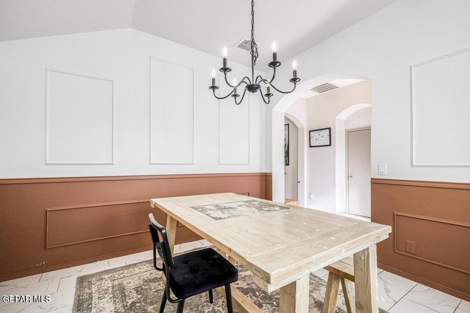 329 Samuel Vista St - Photo 5 of 20