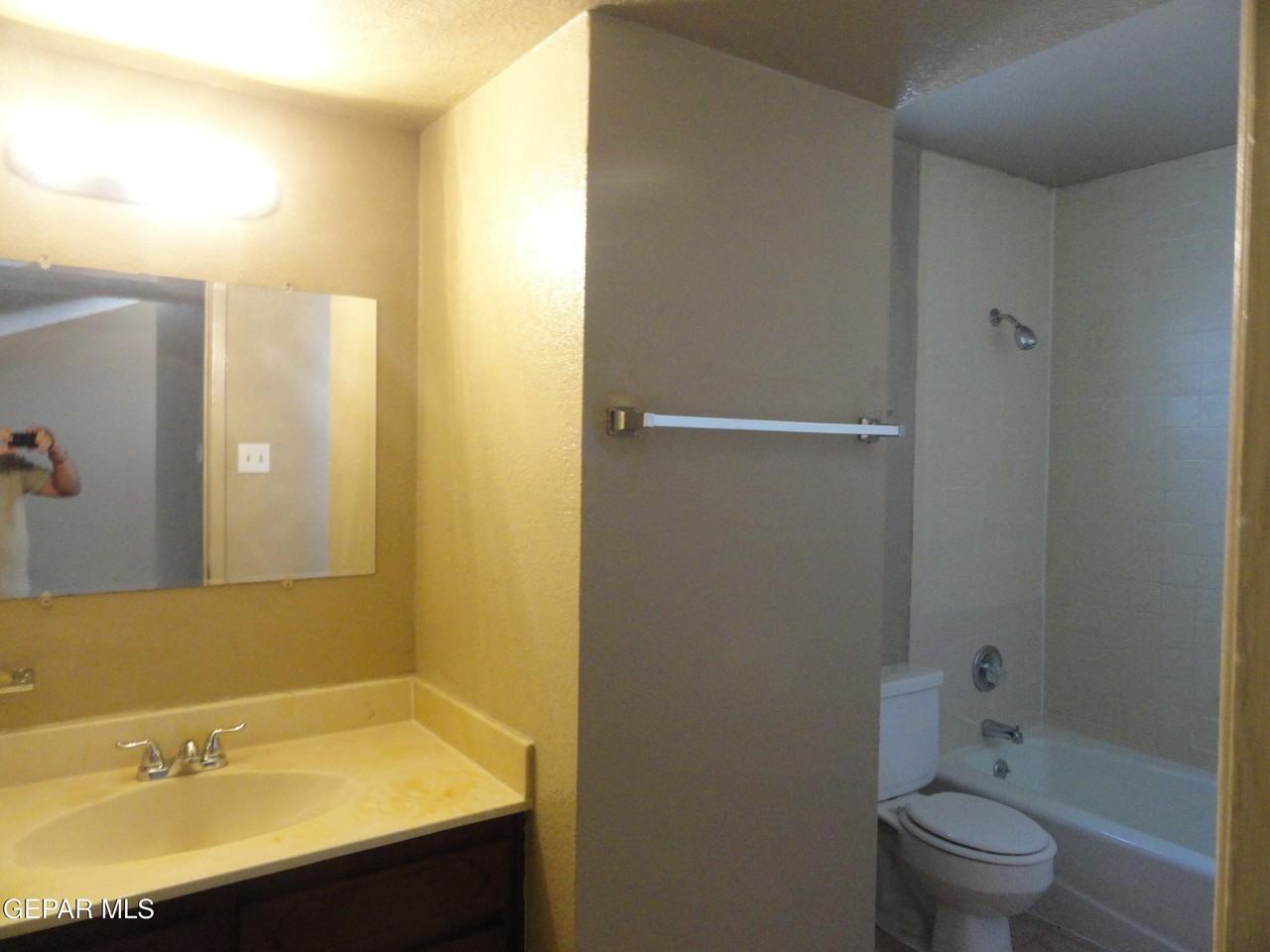 2028 Amy Sue Dr #C - Photo 3 of 10