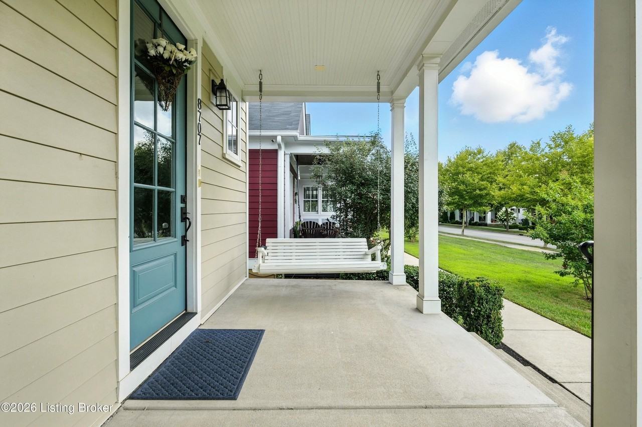 8707 Featherbell Blvd - Photo 4 of 48