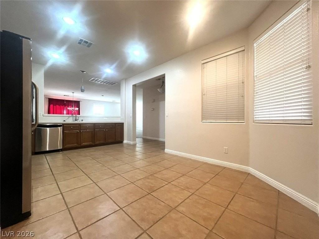 11027 Village Crest Ln - Photo 4 of 22