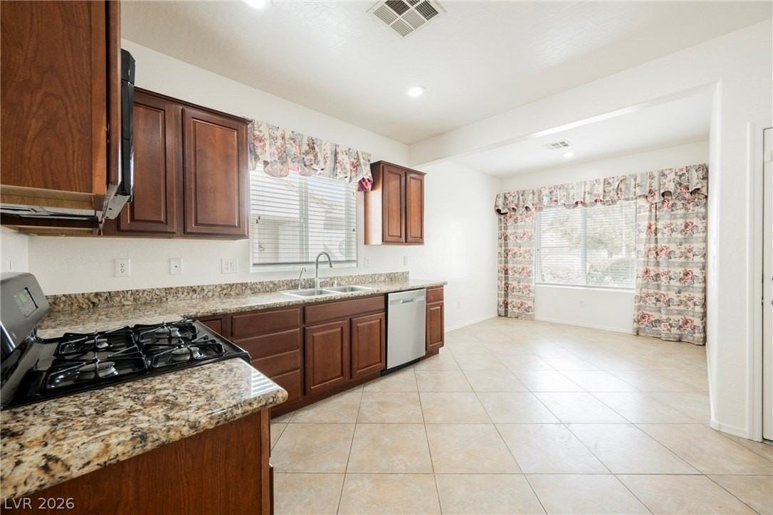 2609 Desert Sparrow Ave - Photo 7 of 50