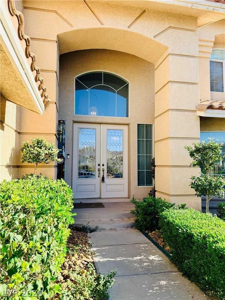 2429 Tour Edition Dr - Photo 3 of 50