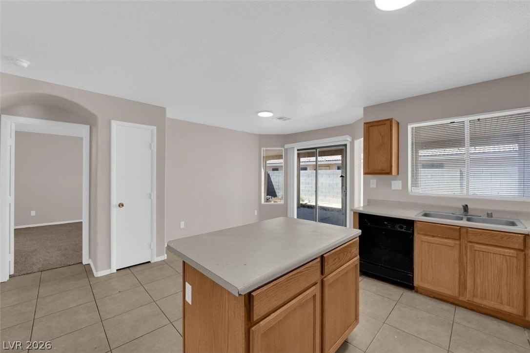 2537 Rosy Sunrise St - Photo 3 of 6