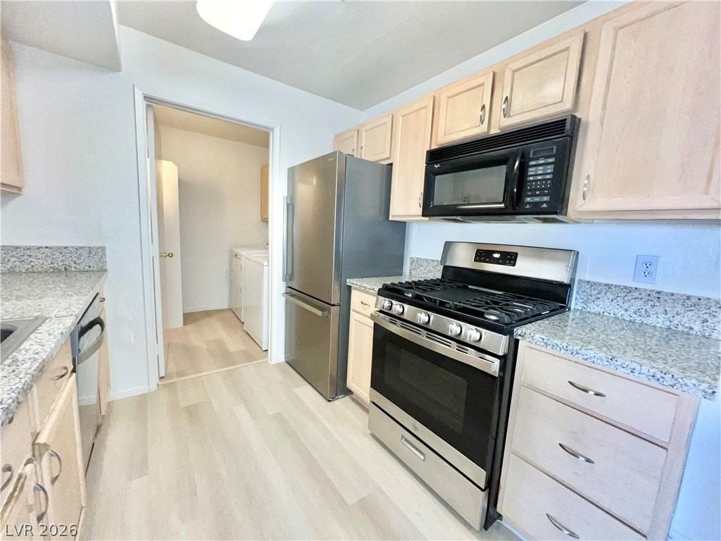 950 Seven Hills Dr #1024 - Photo 7 of 15