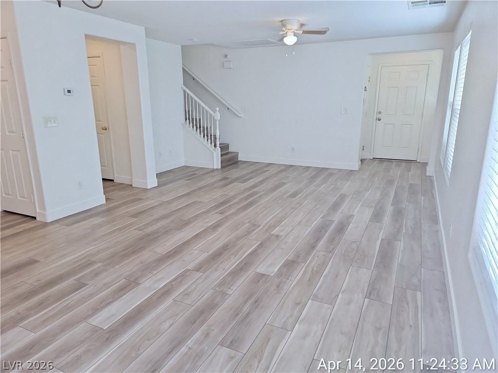 661 Monument Point St - Photo 5 of 37