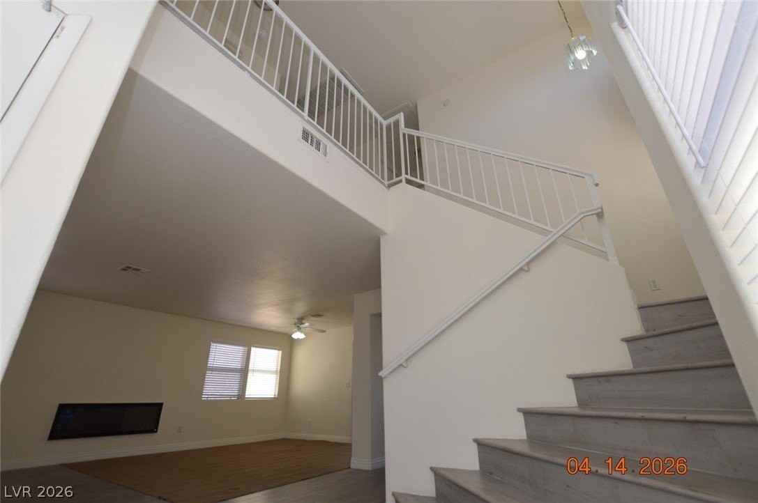 9330 Cool Creek Ave - Photo 4 of 28