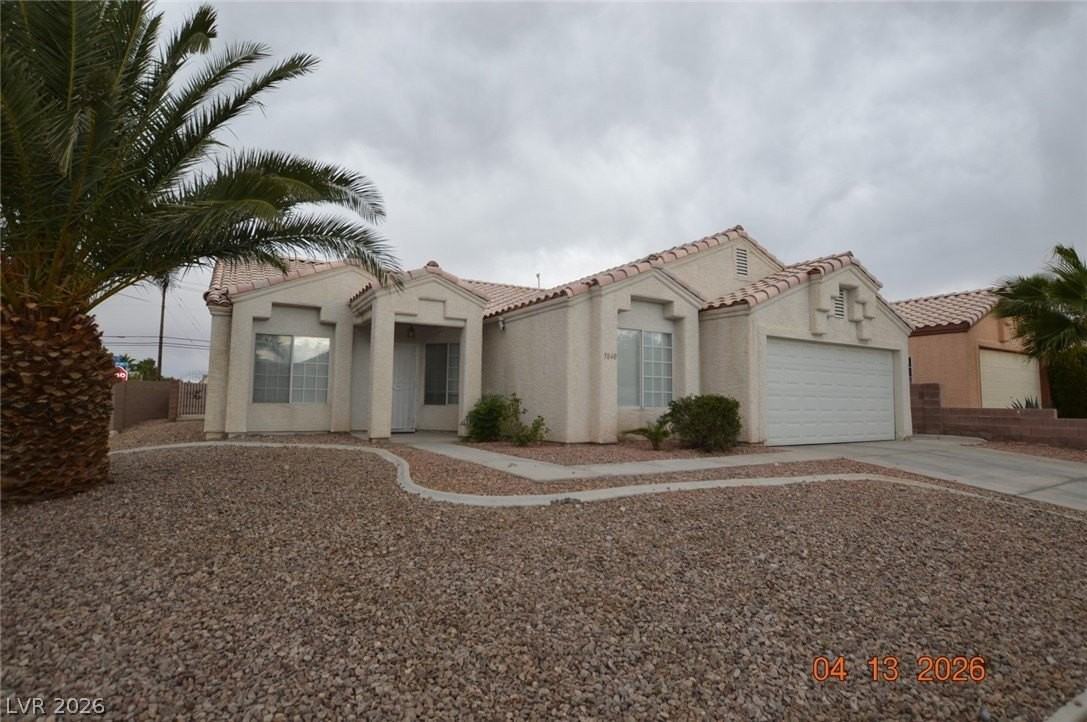 3840 Dusty Glen Ct - Photo 2 of 22