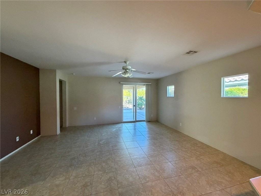 2747 Lochleven Way - Photo 6 of 22