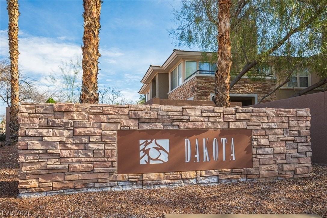 800 Peachy Canyon Cir #103 - Photo 3 of 50