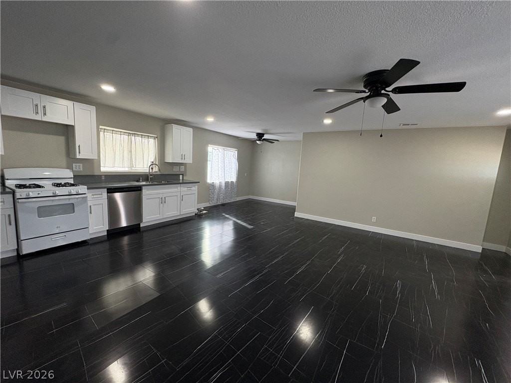 223 Mojave Ln - Photo 4 of 14