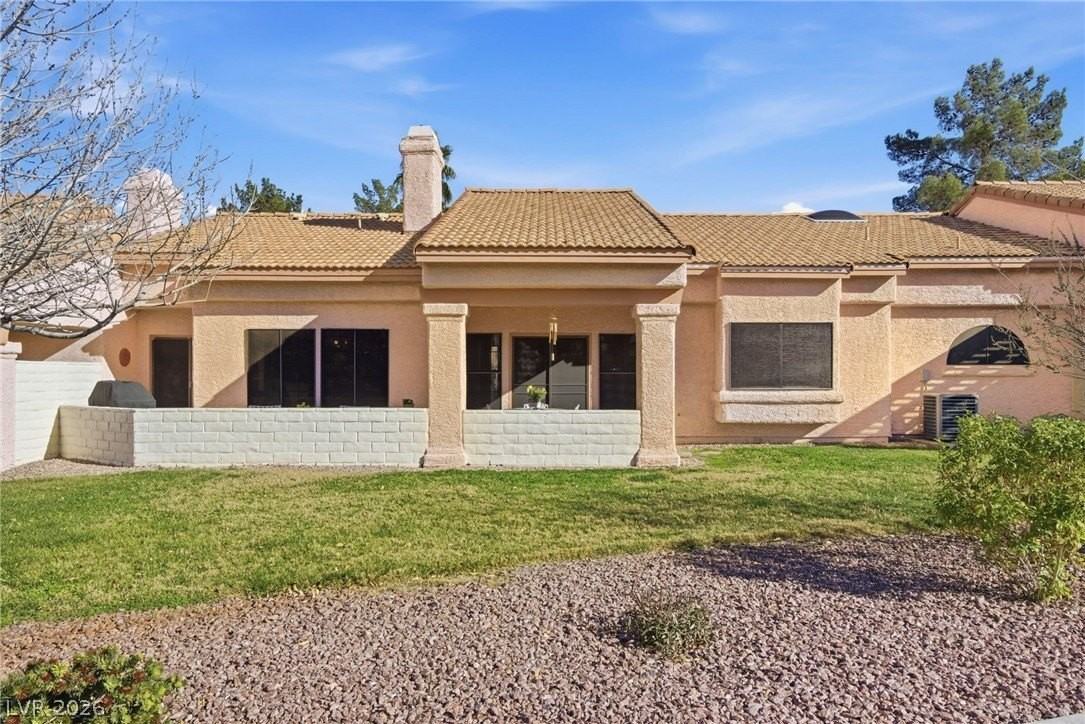 542 Cervantes Dr - Photo 4 of 45