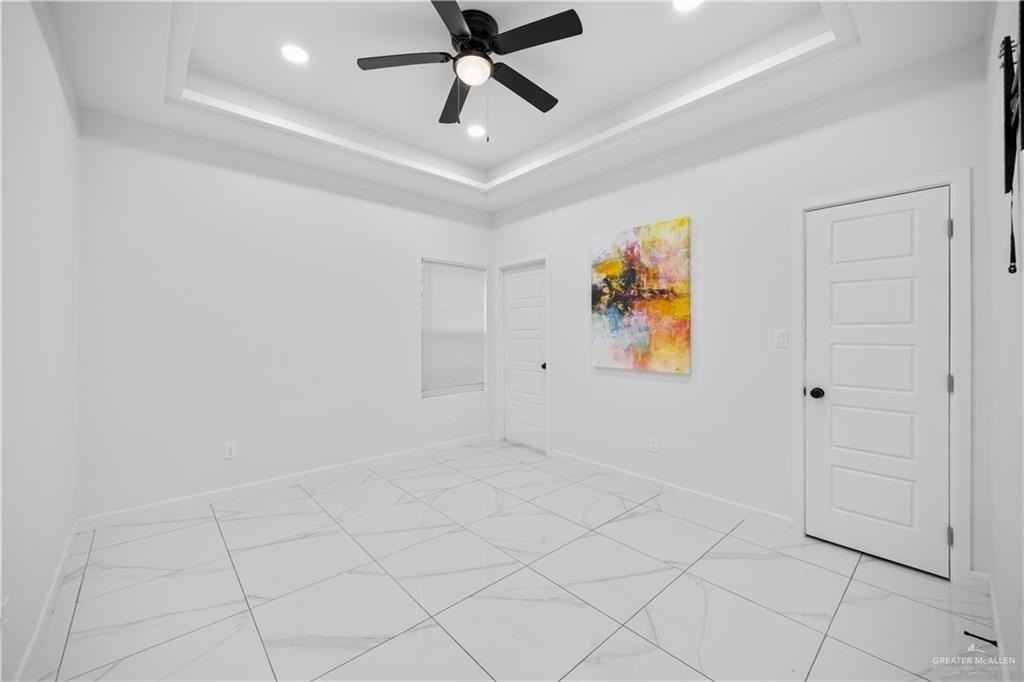 1513 W B St - Photo 6 of 11