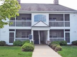 featured image of 2736 S Knightsbridge Cir