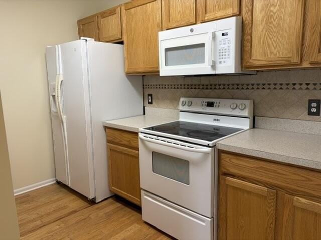 2736 S Knightsbridge Cir - Photo 5 of 20