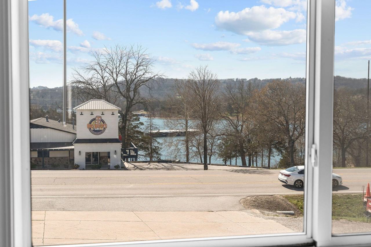 12056 State Highway 13 #B - Photo 6 of 22