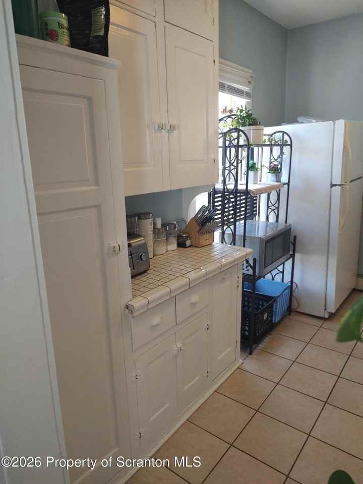 1019 Delaware St #2ndFL - Photo 3 of 24