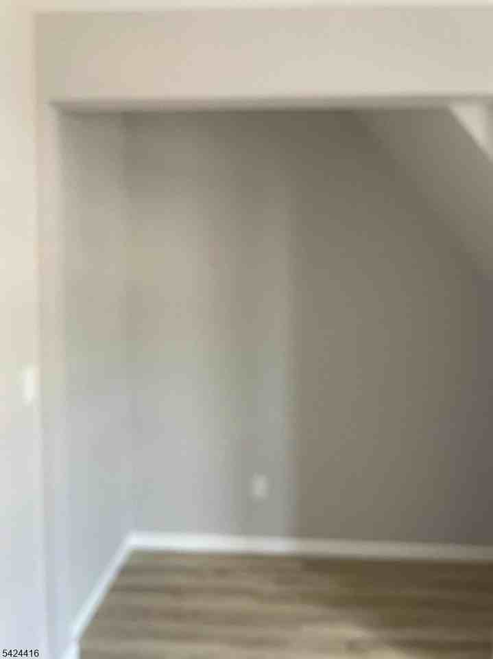 454 E 31st St #2 - Photo 7 of 10