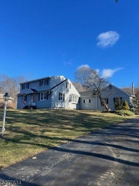 404 Stonetown Rd - Photo 2 of 13