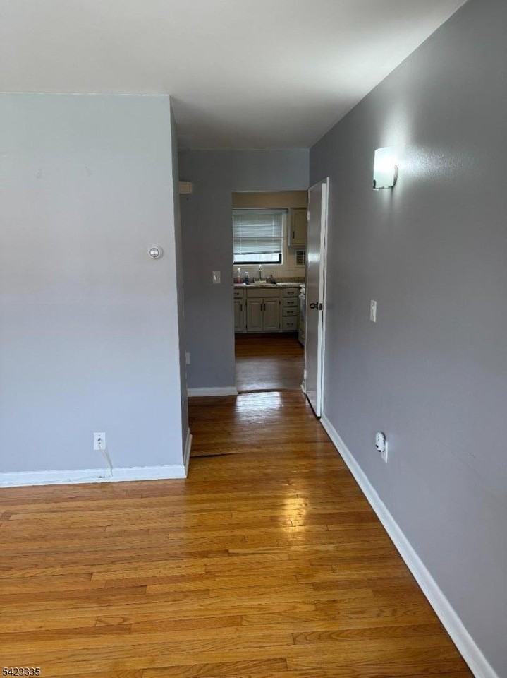 10 Colonial Dr #H - Photo 6 of 13