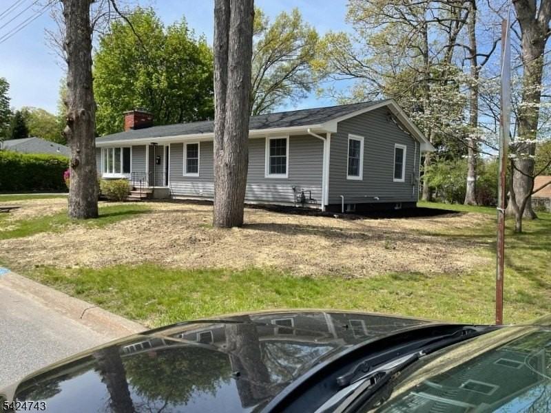 8 Wilcox Ave - Photo 2 of 18