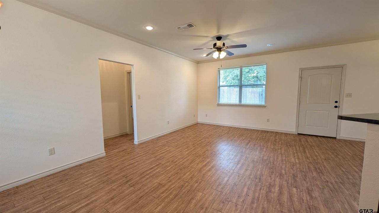 19036 County Road 1202 - Photo 2 of 17