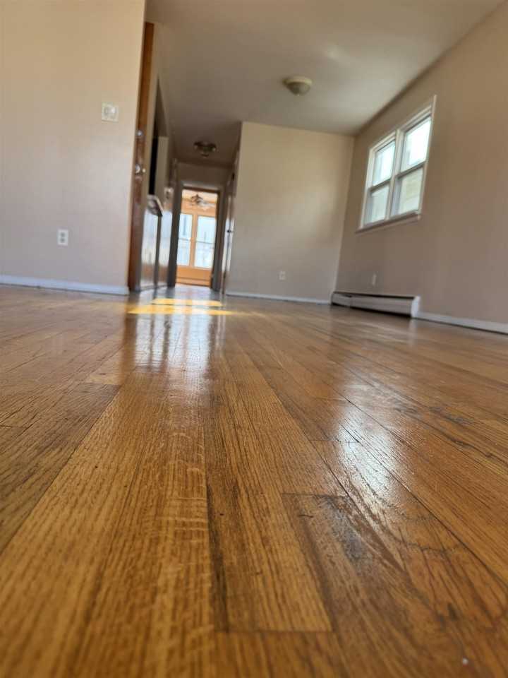 108 Evergreen St #2 - Photo 5 of 19