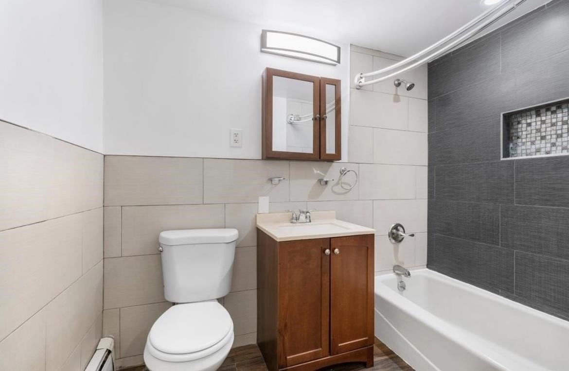 65 Atlantic St #1 - Photo 4 of 12