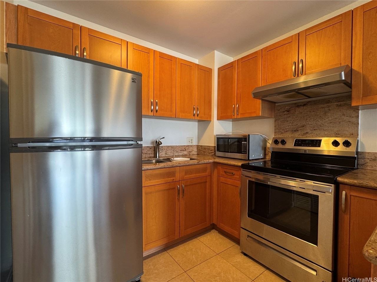 2474 Kapiolani Blvd #401 - Photo 2 of 16