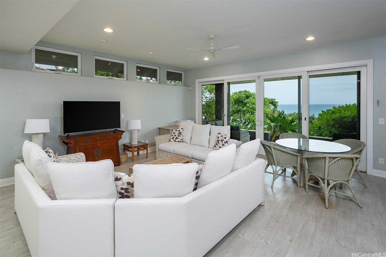 4155 Black Point Rd - Photo 2 of 19