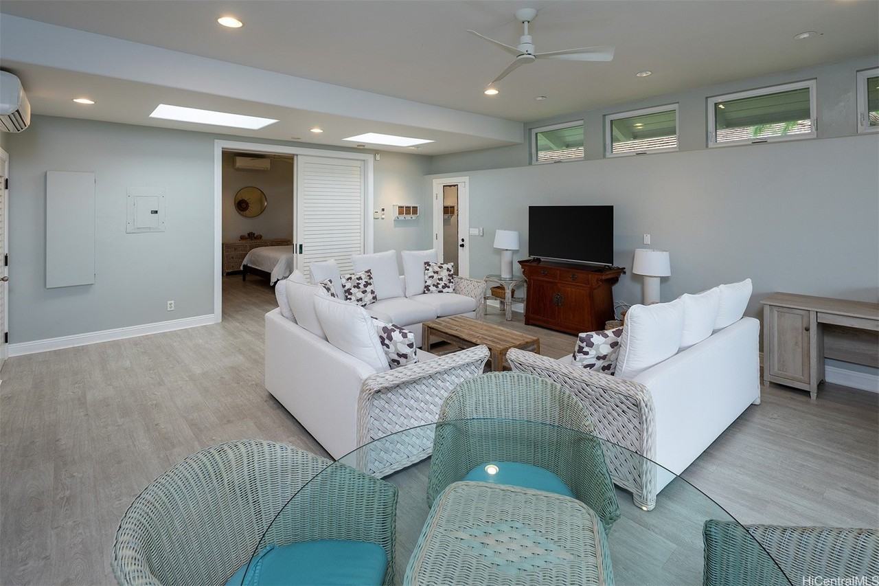 4155 Black Point Rd - Photo 4 of 19