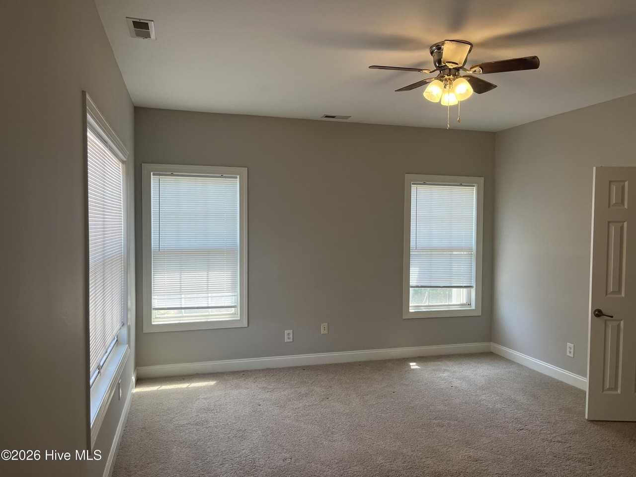 1942 Tara Ct Apt 201 #201 - Photo 6 of 9