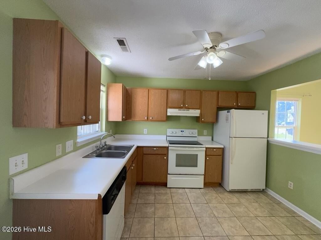 1992 W Brandymill Ln - Photo 7 of 16