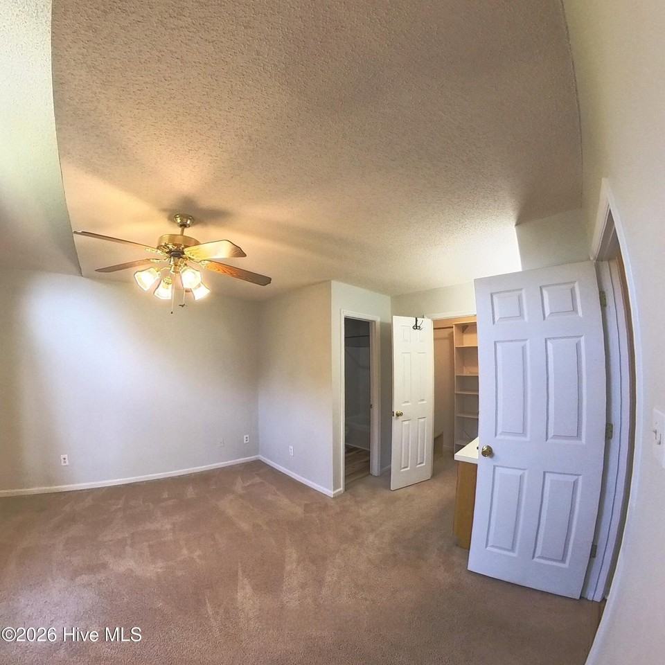 47 Forestdale Dr - Photo 5 of 14