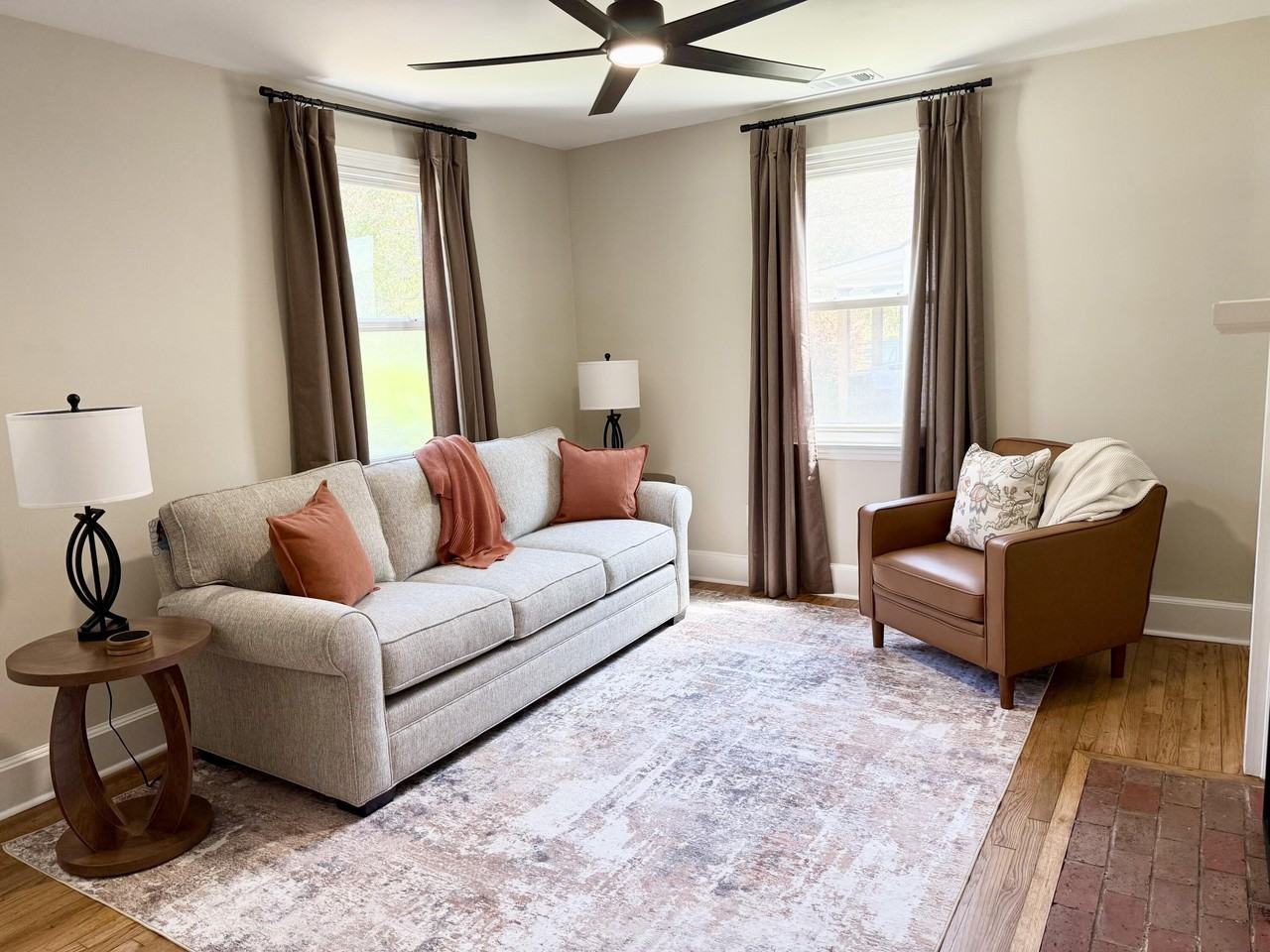 824 Ann St - Photo 3 of 16