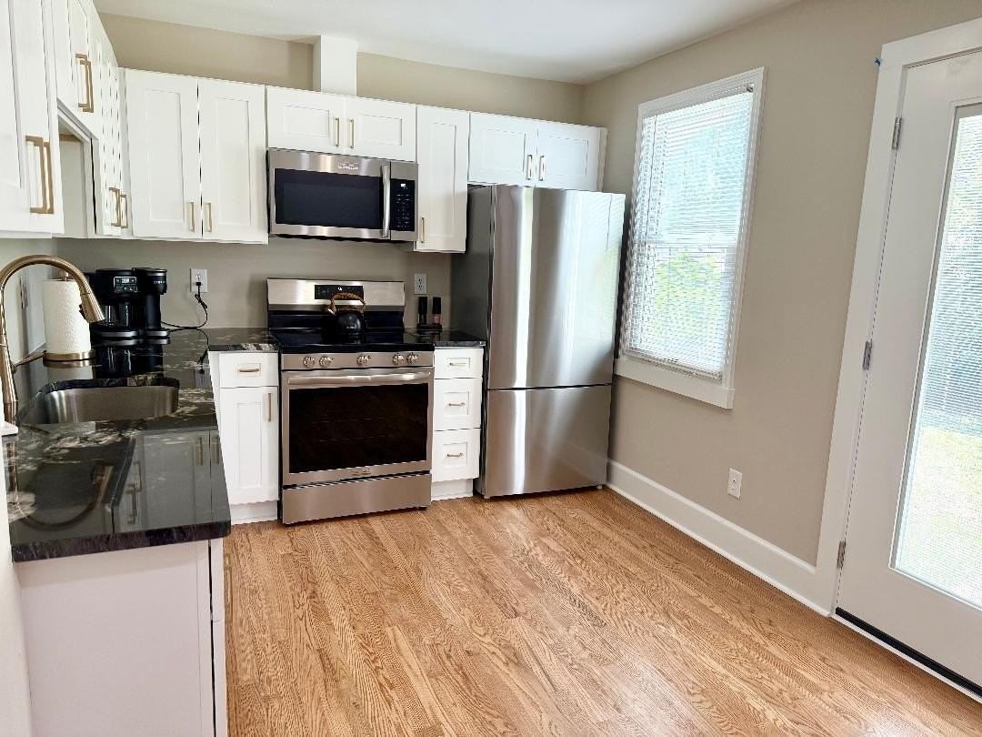 824 Ann St - Photo 7 of 16