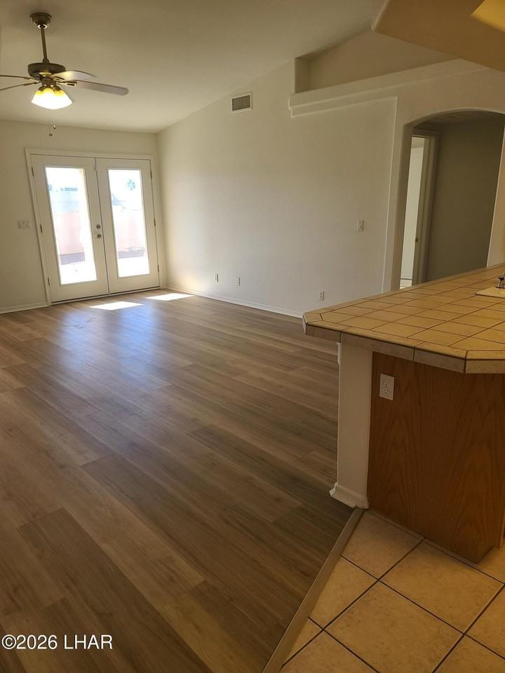 2700 Inca Dr - Photo 5 of 36