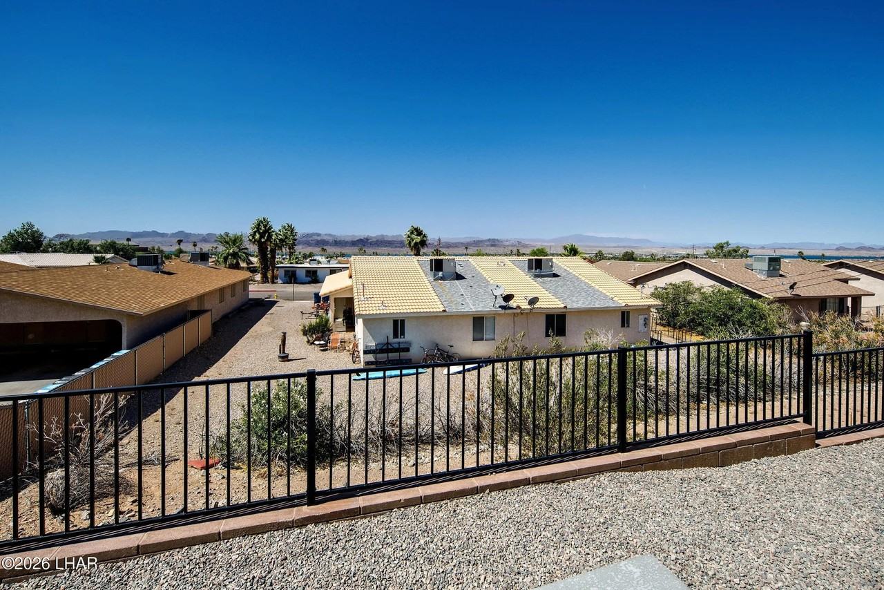 2060 Swanson Ave - Photo 5 of 20