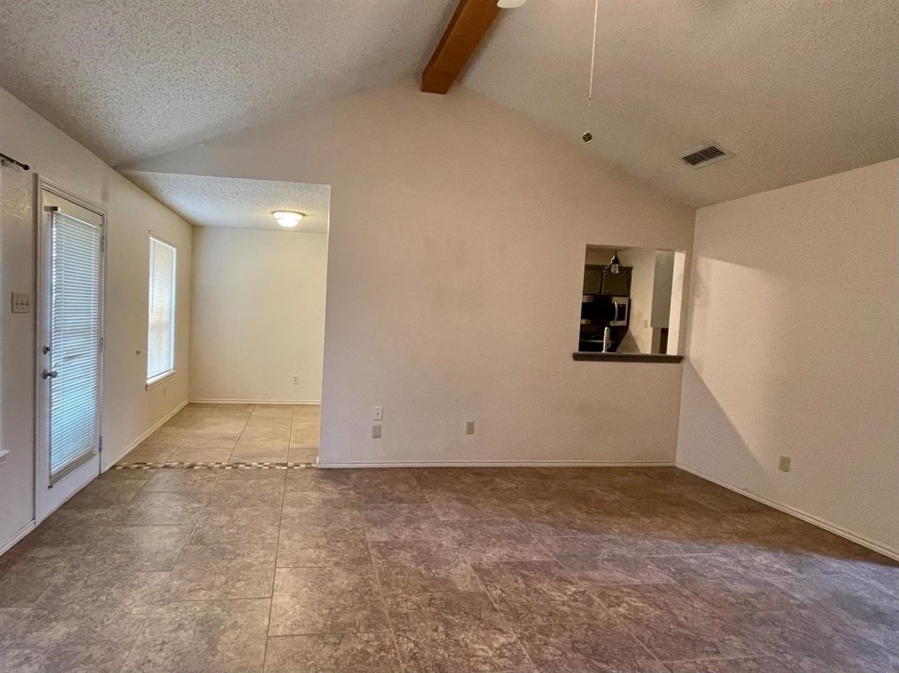 9717 Blandon Ave - Photo 4 of 36