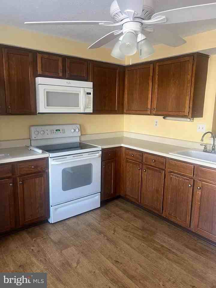 89 Dorchester Cir - Photo 6 of 38