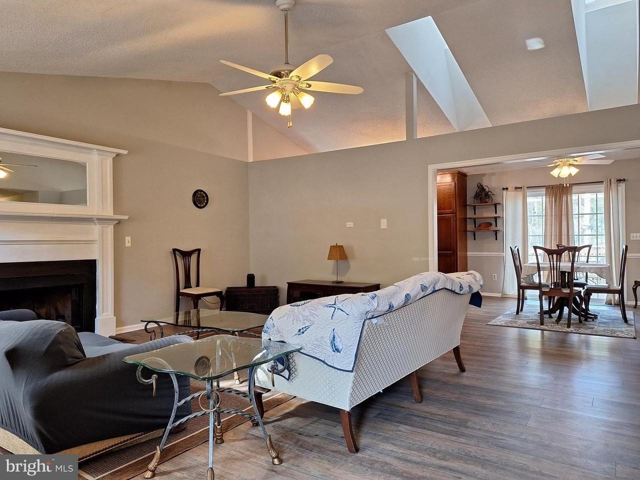 12 Albano Ct - Photo 7 of 47